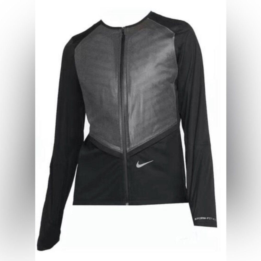 Nike Women’s Storm Fit XL Water Proof Jacket